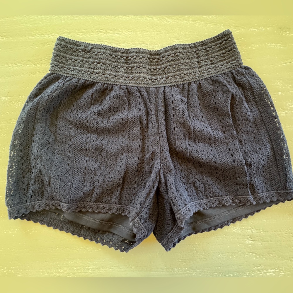 Maurices Charcoal Textured/Lace Short Shorts